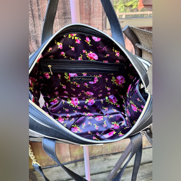 Betsey Johnson Be Mine Stripe Black White Satchel - Picture 8 of 12